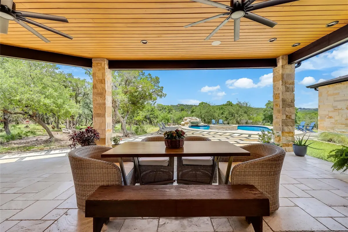 7710 Ladera TRL, Jonestown, TX 78645