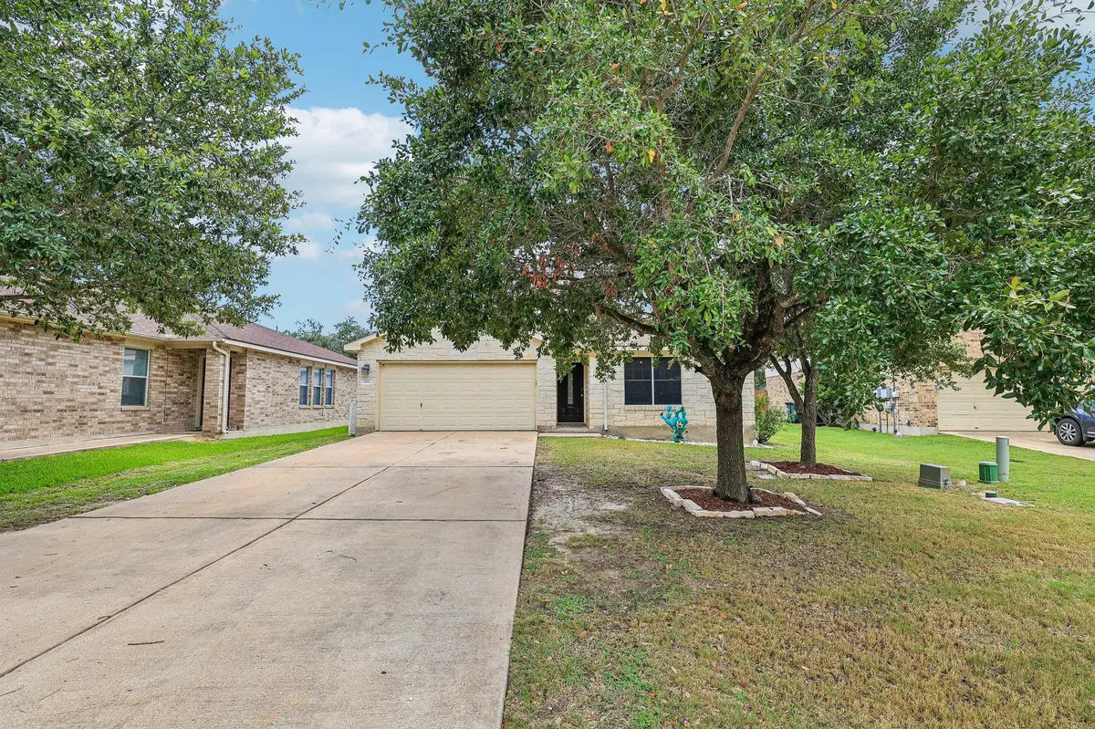 301 Bird Dog BND, Bastrop, TX 78602