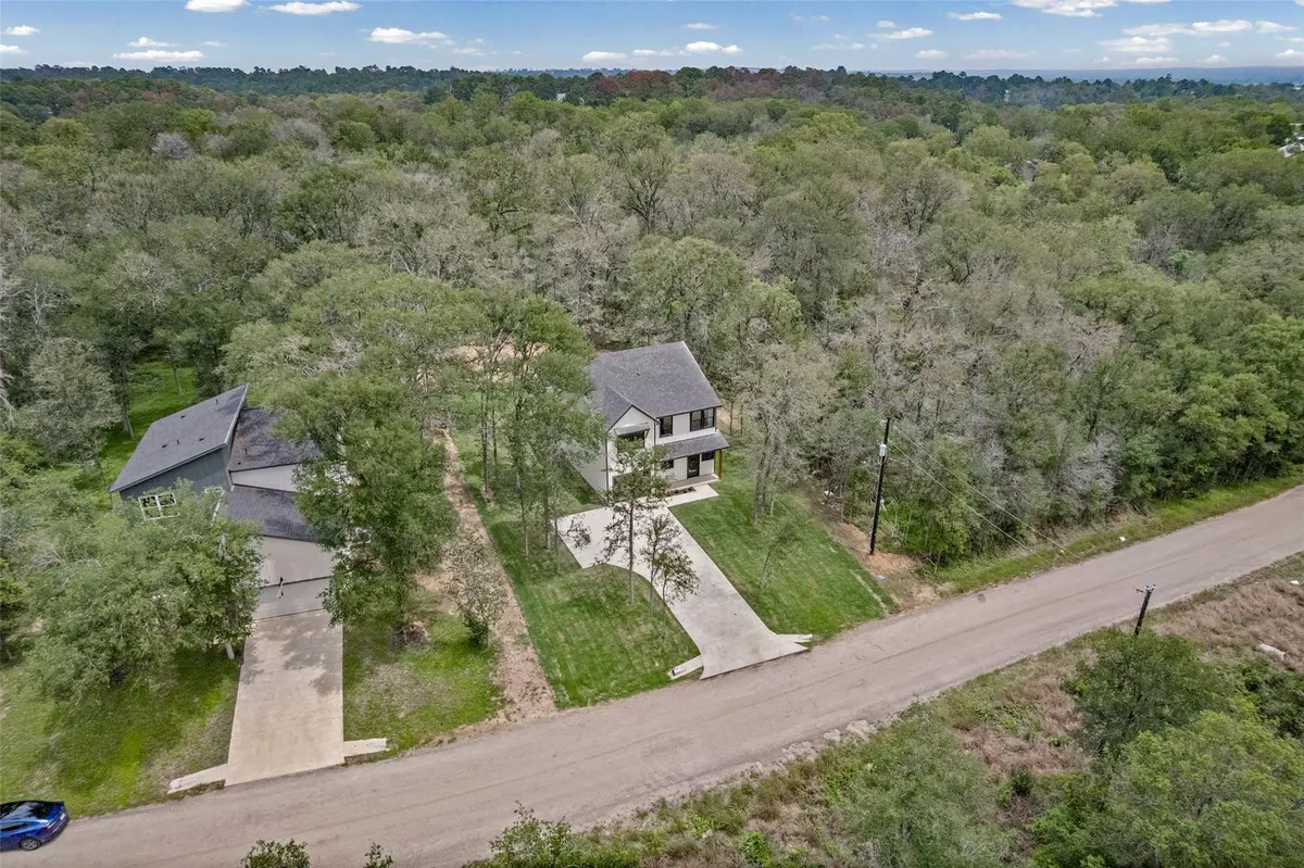 191 Heleakala DR, Bastrop, TX 78602
