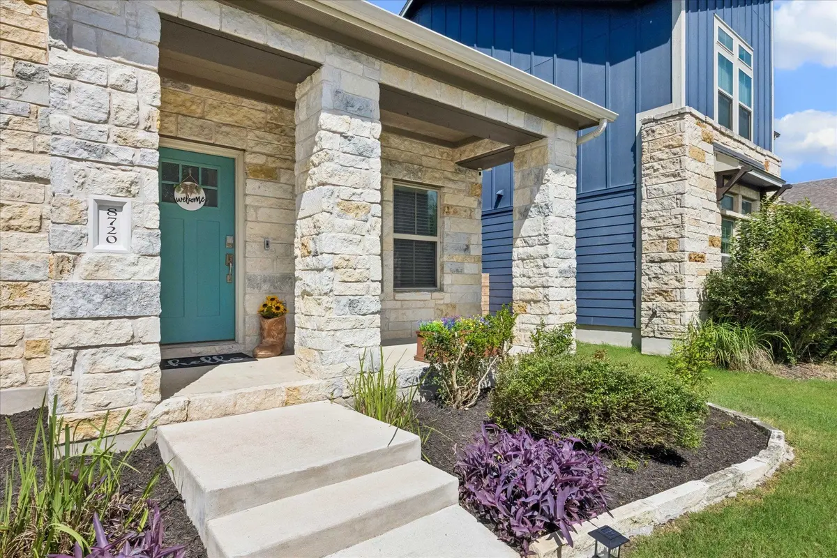8720 Mina DR, Austin, TX 78747