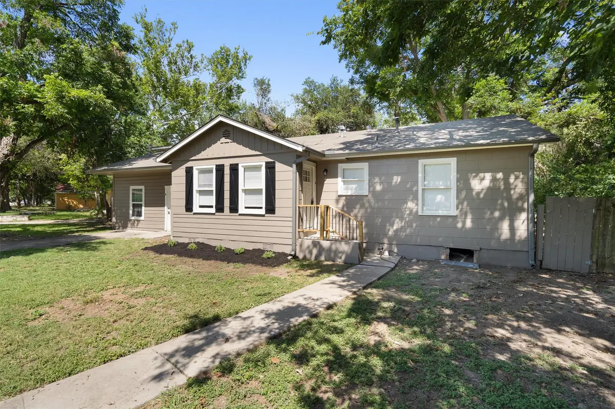 1012 Barbara DR #B, San Marcos, TX 78666
