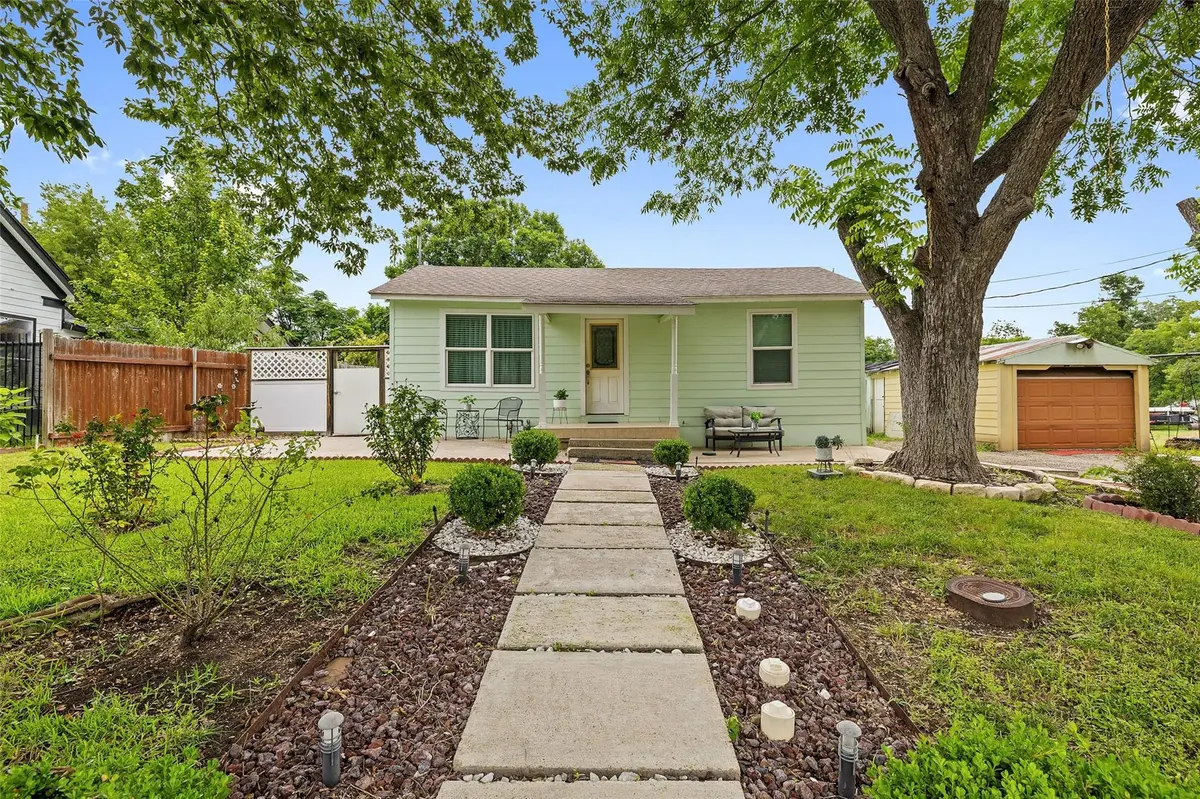 718 Kimbro ST, Taylor, TX 76574