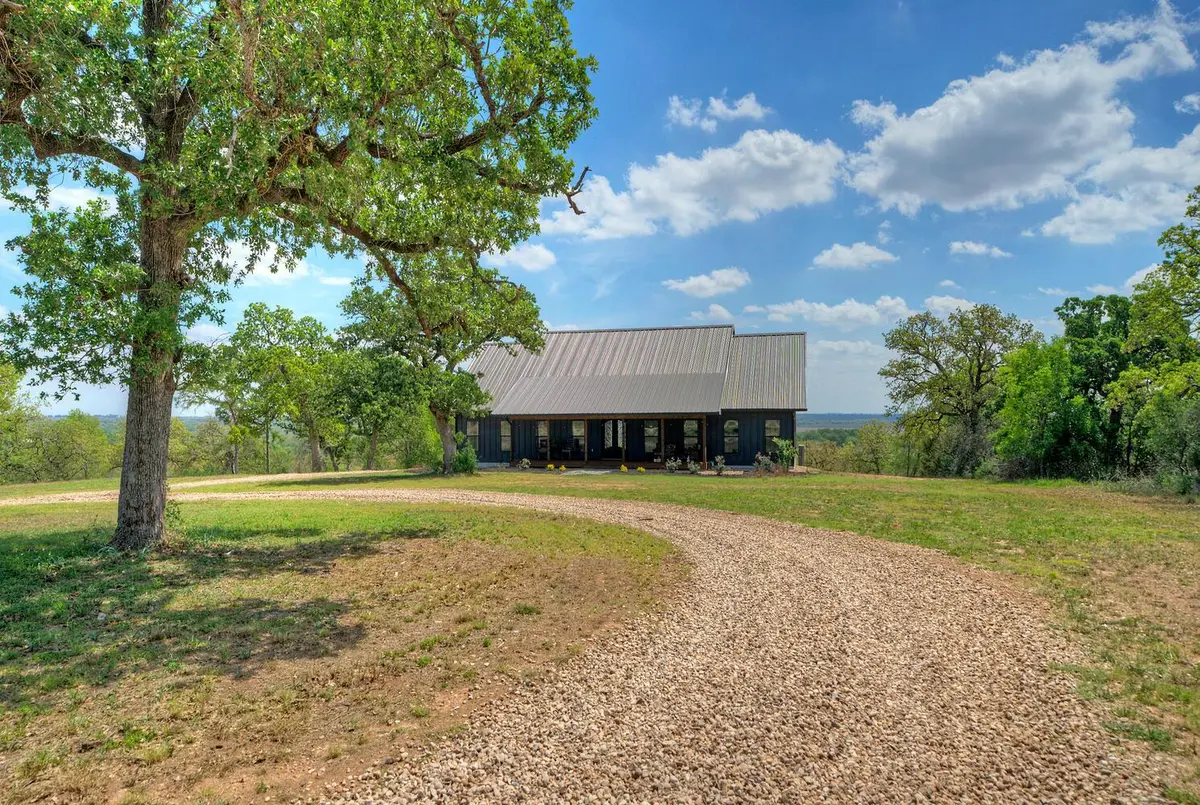 198 Rolling Oak DR, Elgin, TX 78621