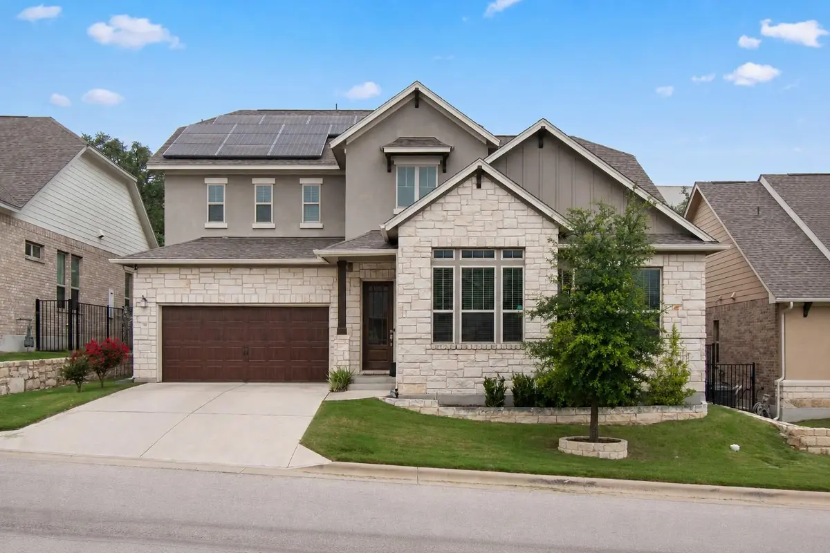 231 Village Oaks DR, Austin, TX 78737