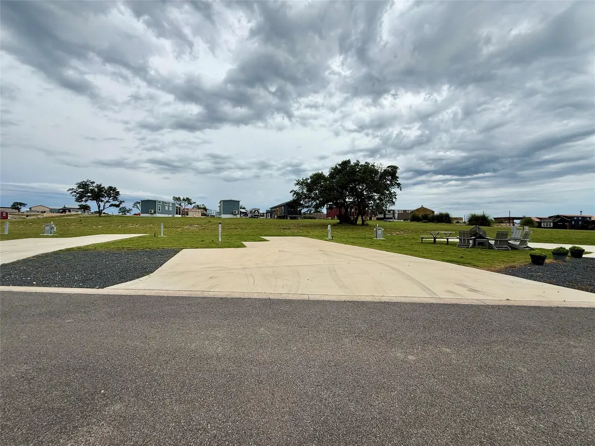 5386 Ranch Road 1376 RD #212, Fredericksburg, TX 78624