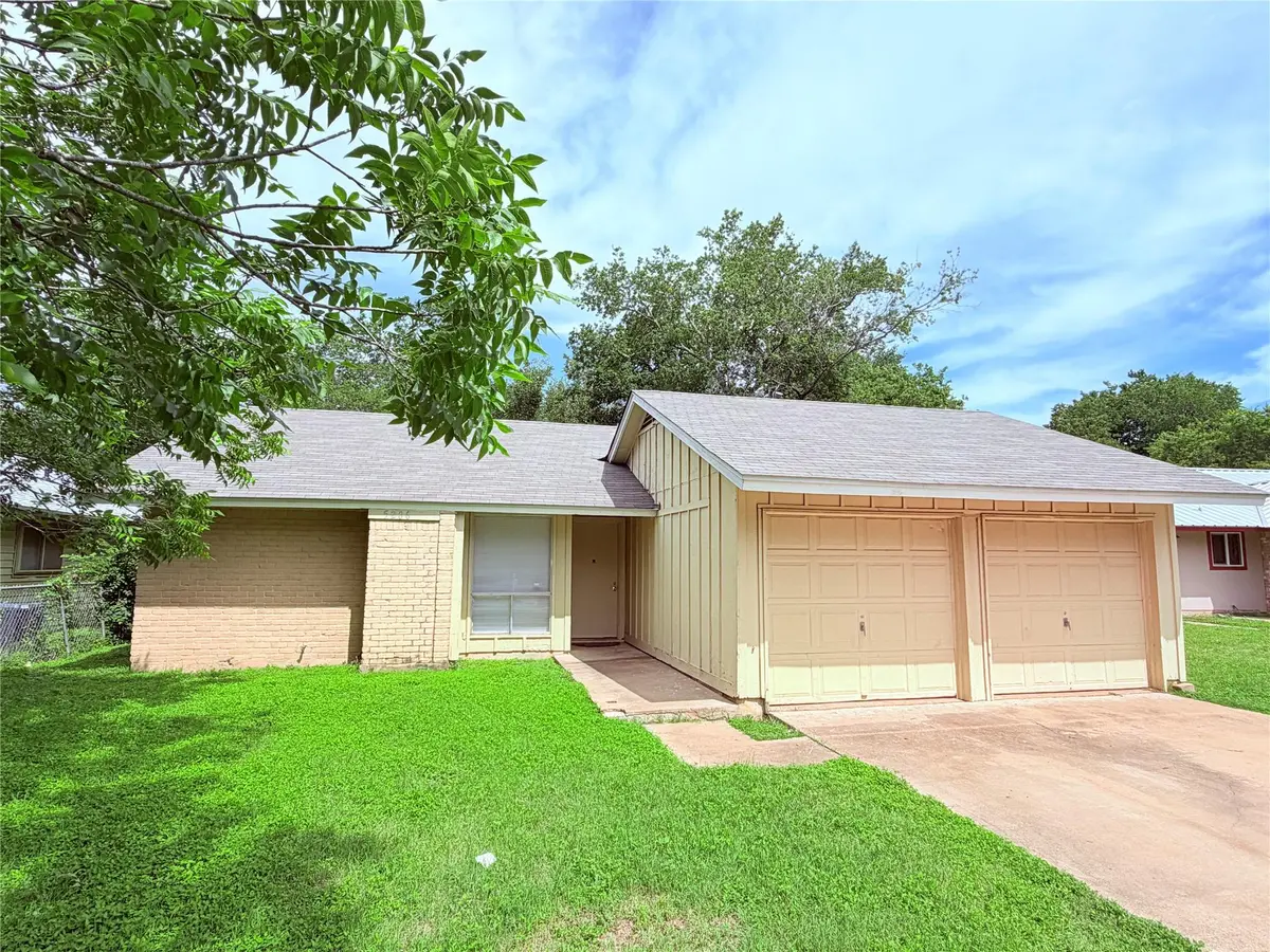 5206 Village TRL, Austin, TX 78744