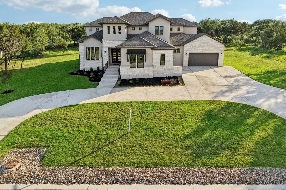 216 Spence LN, Liberty Hill, TX 78642