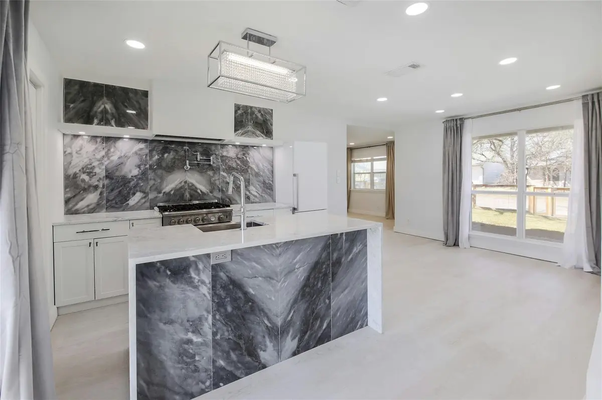 8505A Spearman DR, Austin, TX 78757