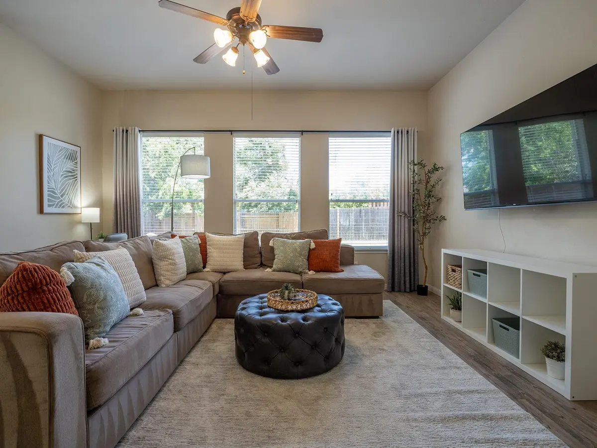 11620 Larch Valley DR, Austin, TX 78754
