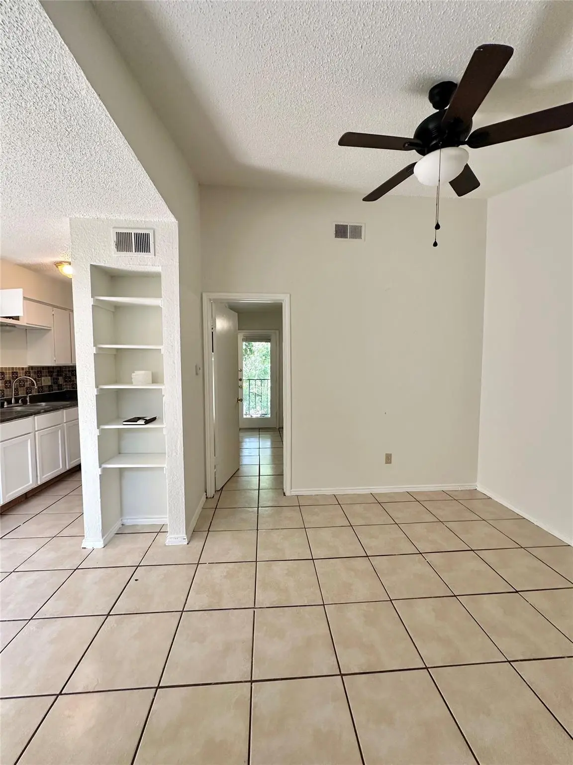 4322 Gillis ST #204, Austin, TX 78745