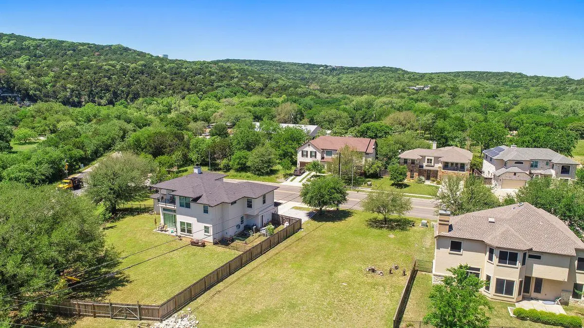 6204 Yaupon DR, Austin, TX 78759