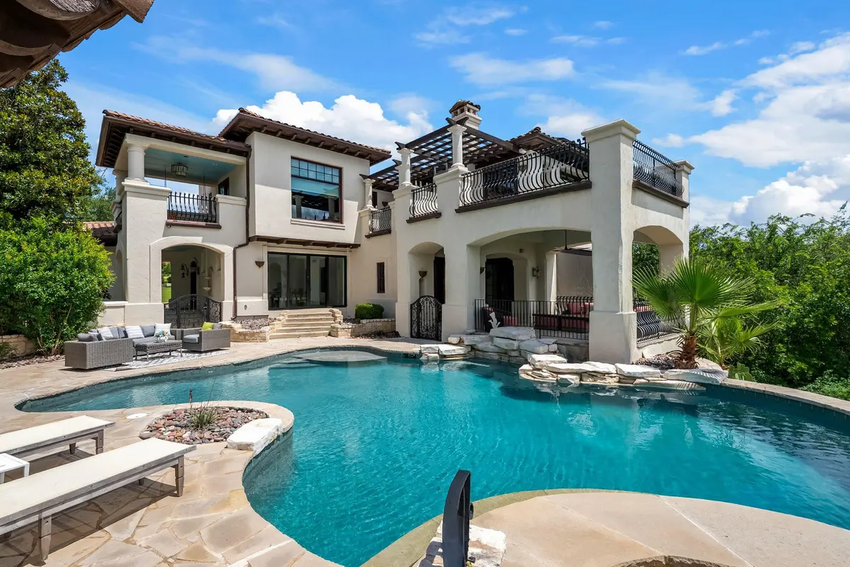 203 Bella Riva DR, Austin, TX 78734