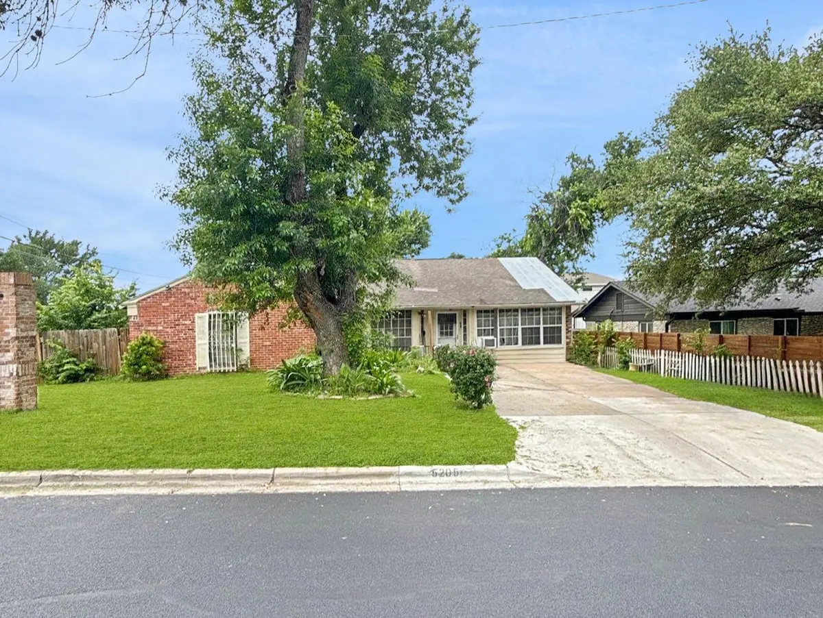 5205 Stone Gate DR, Austin, TX 78721