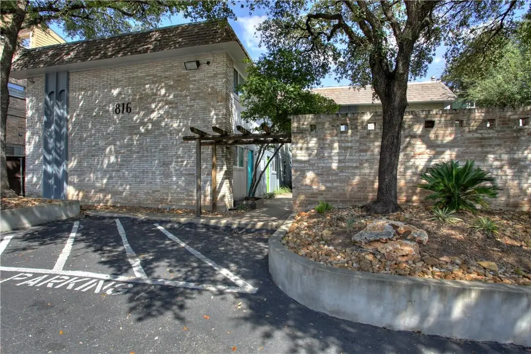 816 W North Loop BLVD ##111, Austin, TX 78756