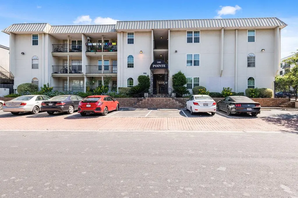 910 Duncan LN #26, Austin, TX 78705