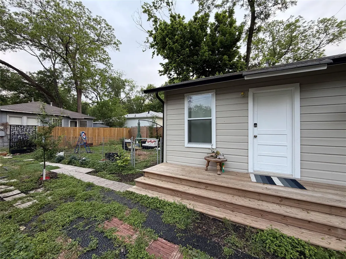 4525 Avenue D #2, Austin, TX 78751