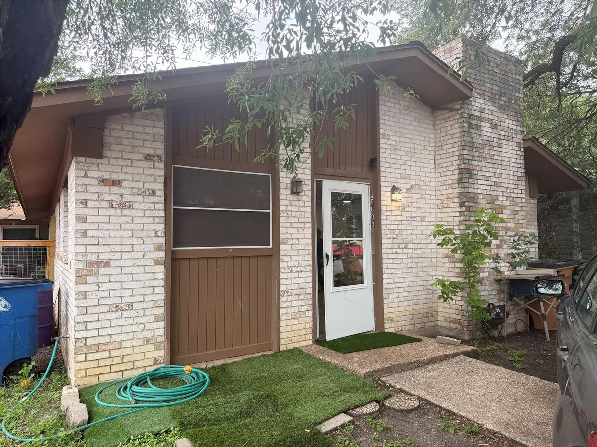 5600 Ponciana DR, Austin, TX 78744