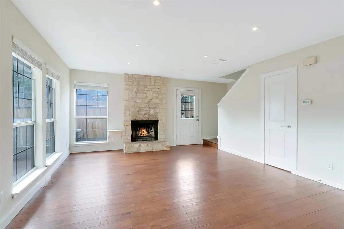 1501 Camp Craft RD #B, Austin, TX 78746