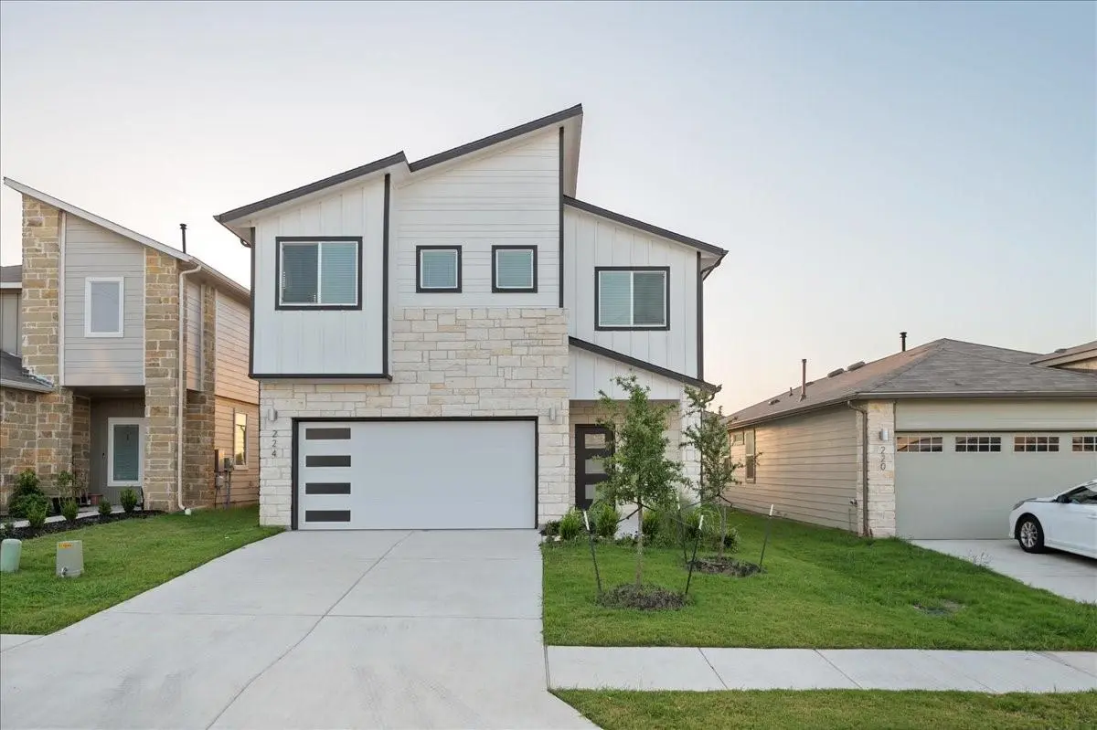 224 Fairfax Ave, San Marcos, TX 78666
