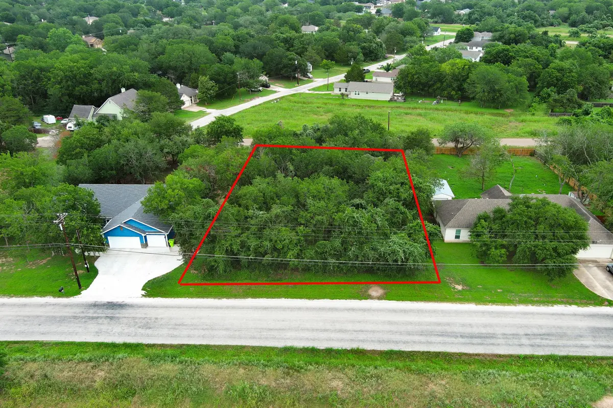 1331 Lovers LN, Bastrop, TX 78602