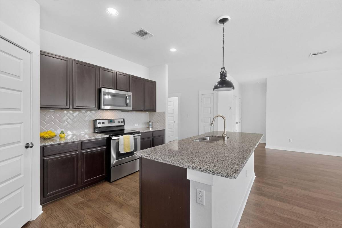 224 Trellis BLVD, Leander, TX 78641