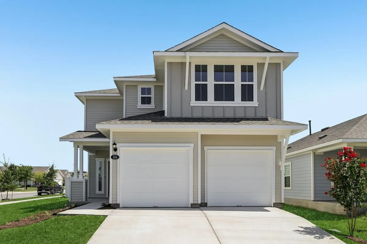 104 Bluestem DR, Elgin, TX 78621