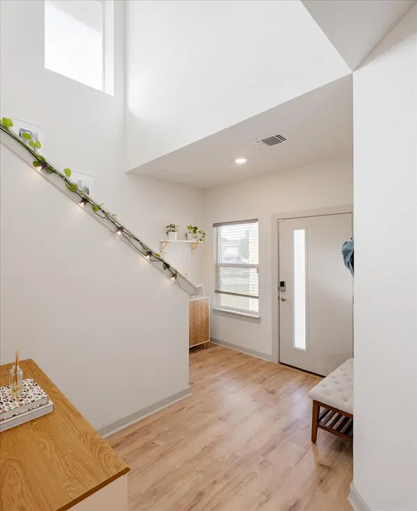2109 Ettalee CT, Austin, TX 78754