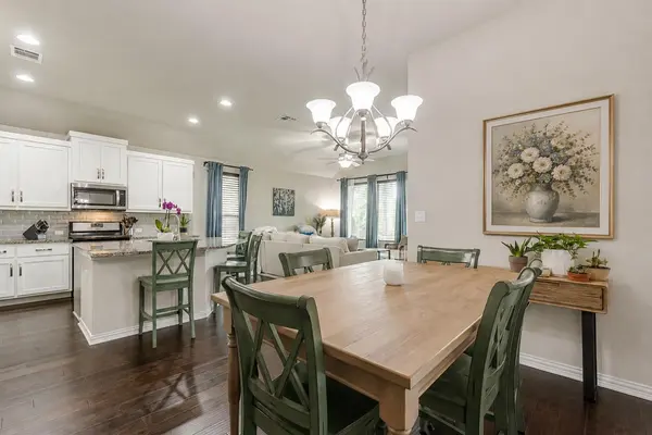 109 Tulip Garden TRL, San Marcos, TX 78666