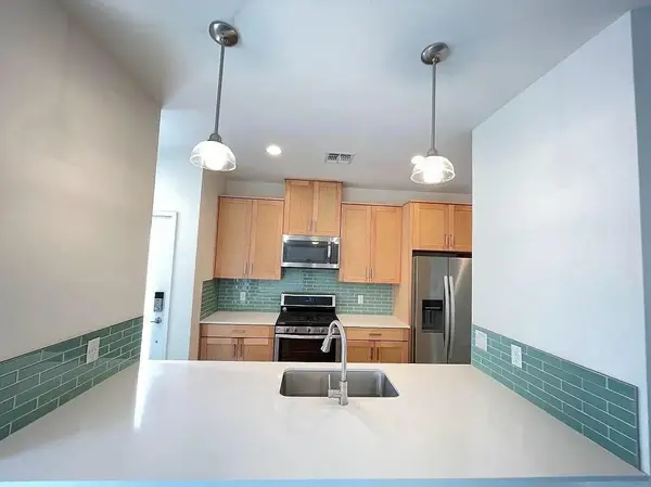 2101 Montopolis DR #20, Austin, TX 78741