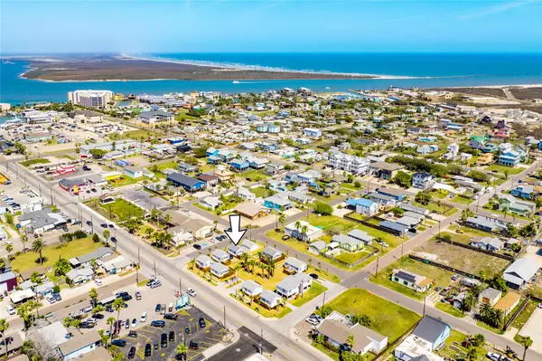 340 N Alister ST #3, Port Aransas, TX 78373