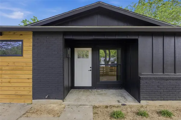 4400 Dovehill DR, Austin, TX 78744
