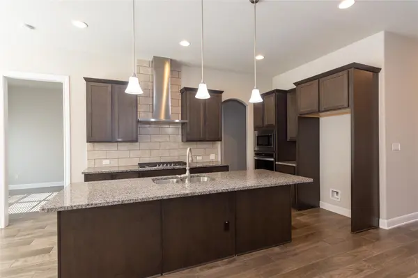 4733 Collins ST, Round Rock, TX 78681