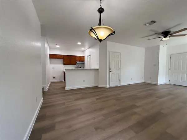 1621 Parkfield CIR, Round Rock, TX 78664