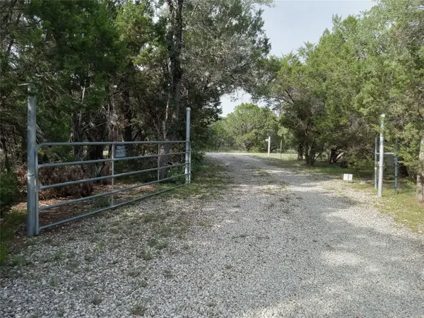 10310 W Darleen DR, Leander, TX 78641