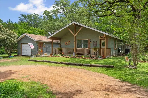 150 Copeland Hill RD, Smithville, TX 78957