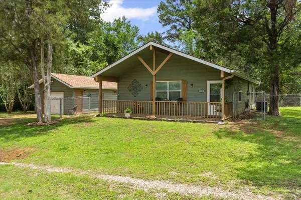 150 Copeland Hill RD, Smithville, TX 78957