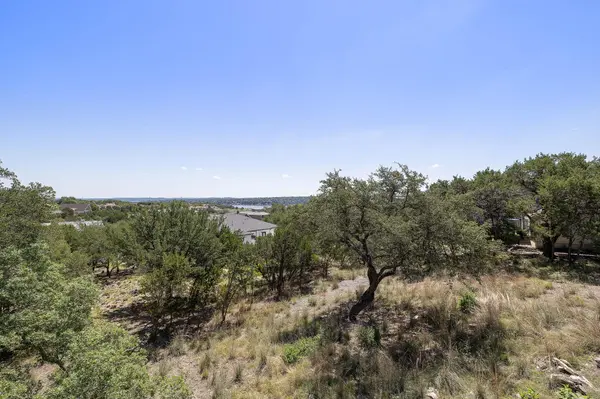 18510 Lakehead CIR, Lago Vista, TX 78645