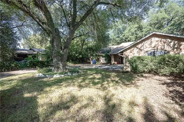 9104 Quail Creek DR #B, Austin, TX 78758