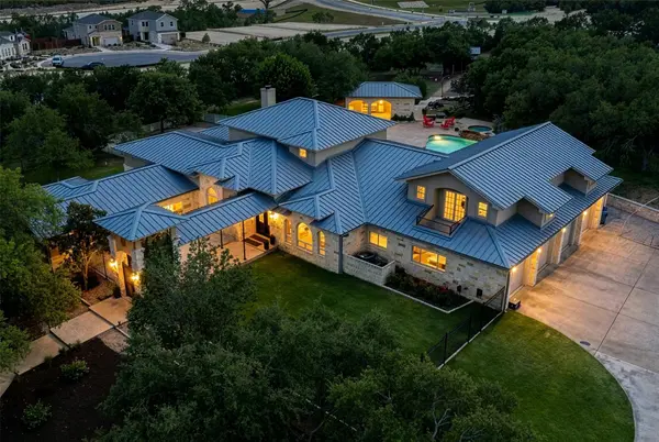 345 Leafdale TRL, Dripping Springs, TX 78620