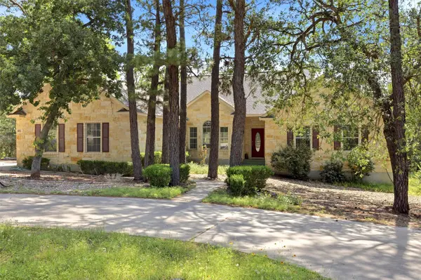 103 Kamaiki Drive, Bastrop, TX 78602