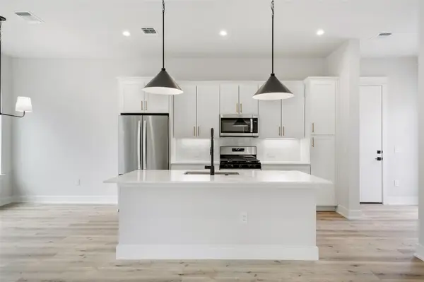 2709 Bristol DR #2, Austin, TX 78723
