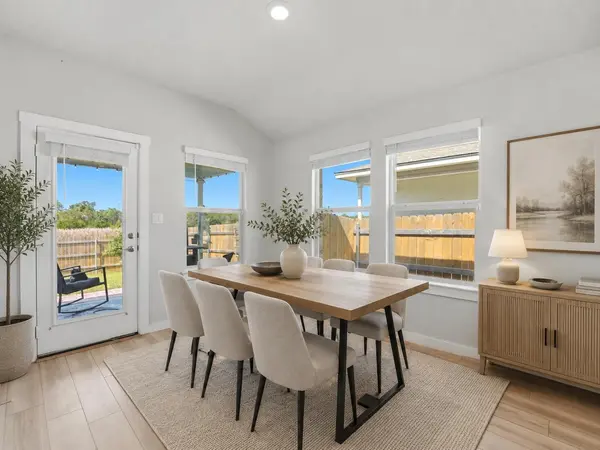 1024 Tipton ST, Georgetown, TX 78633