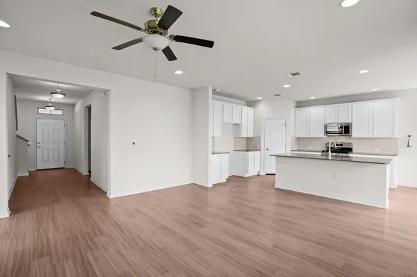 521 Falkland TRCE, Pflugerville, TX 78660