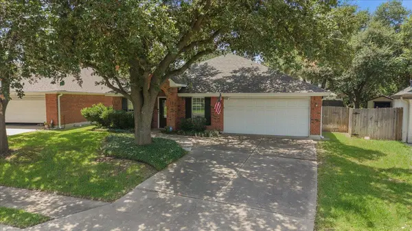 9005 Marthas DR, Austin, TX 78717