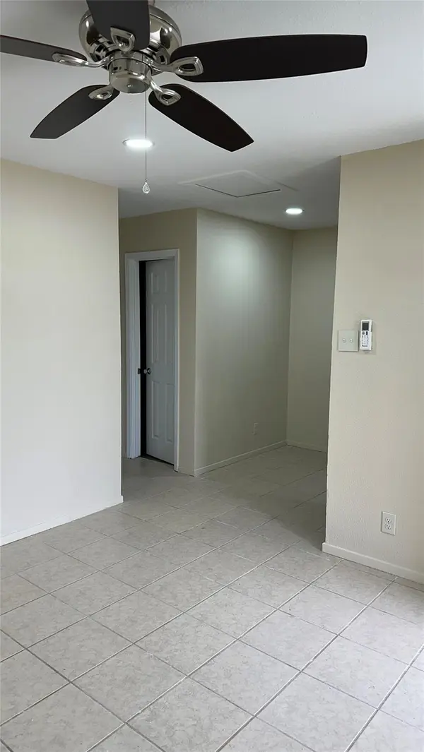 1231 N Lbj DR #9, San Marcos, TX 78666