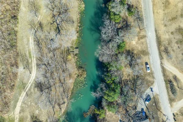536 Northwest River RD, Martindale, TX 78655