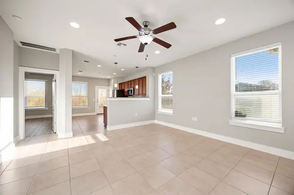 1501 Roseburg DR, Austin, TX 78754