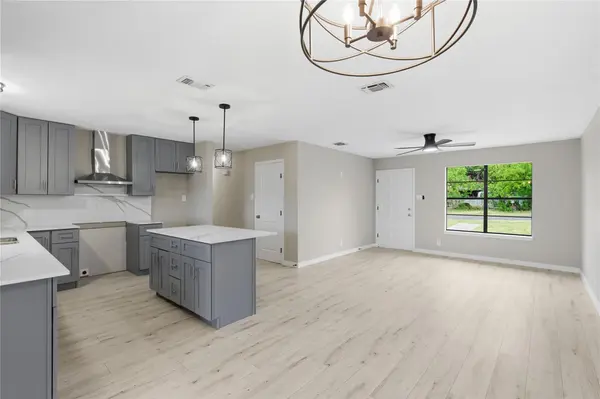 1841 Twin Oaks, Kingsland, TX 78639