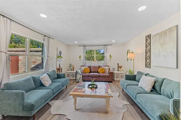 30 Pecan 2, Florence, TX 76527