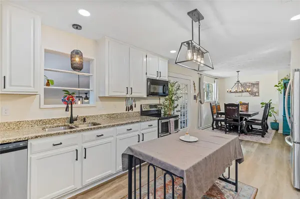 30 Pecan 2, Florence, TX 76527